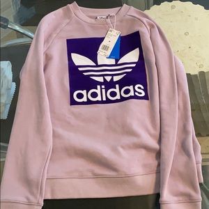 NWT adidas trefoil crew. Size medium